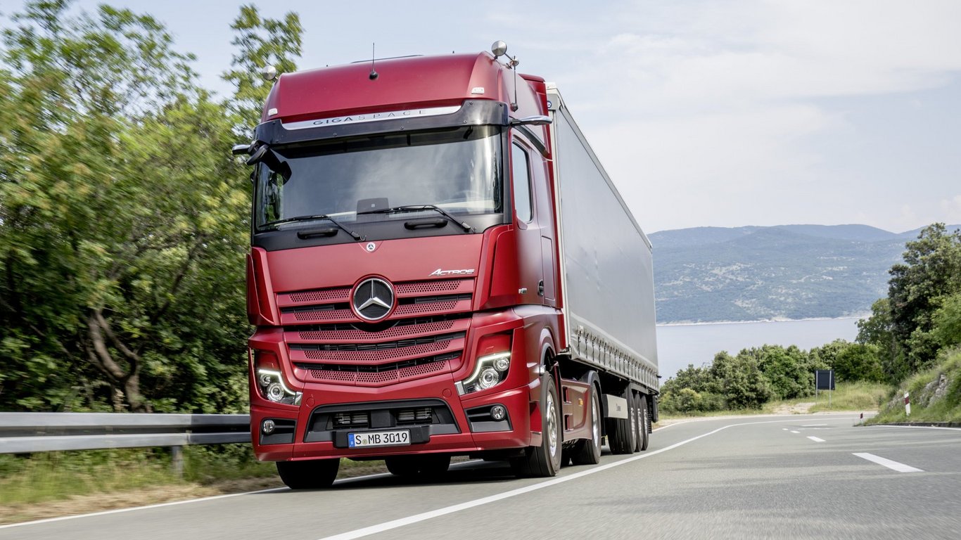 Actros long-distance transportation