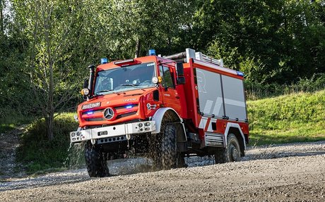 Mercedes-Benz Special Trucks presents a extreme off-road Unimog fire-fighting vehicle at the RETTmobil